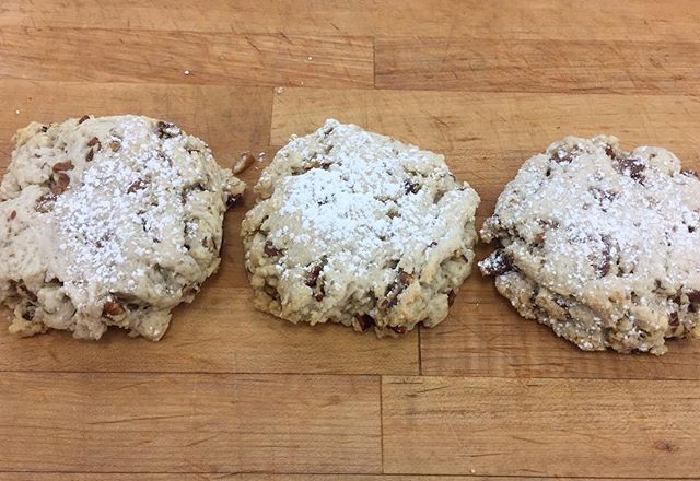 edgeofsweetness's tweet photo. Today is National Pecan Cookie day - and we have plenty of Pecan Sandies to honor this nutty occasion! For us - it’s a grand love story! When we first opened the bakery, this cookie was not on our menu - until an elderly gentleman came to us asking for a Pecan Sandy. The love of https://t.co/JPKhc0ACQt