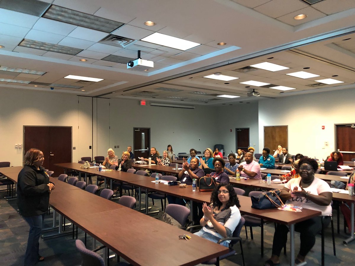 michaelking1981's tweet image. Kicking off our #FacingAddiction Community Organizing training in Montgomery, Alabama!