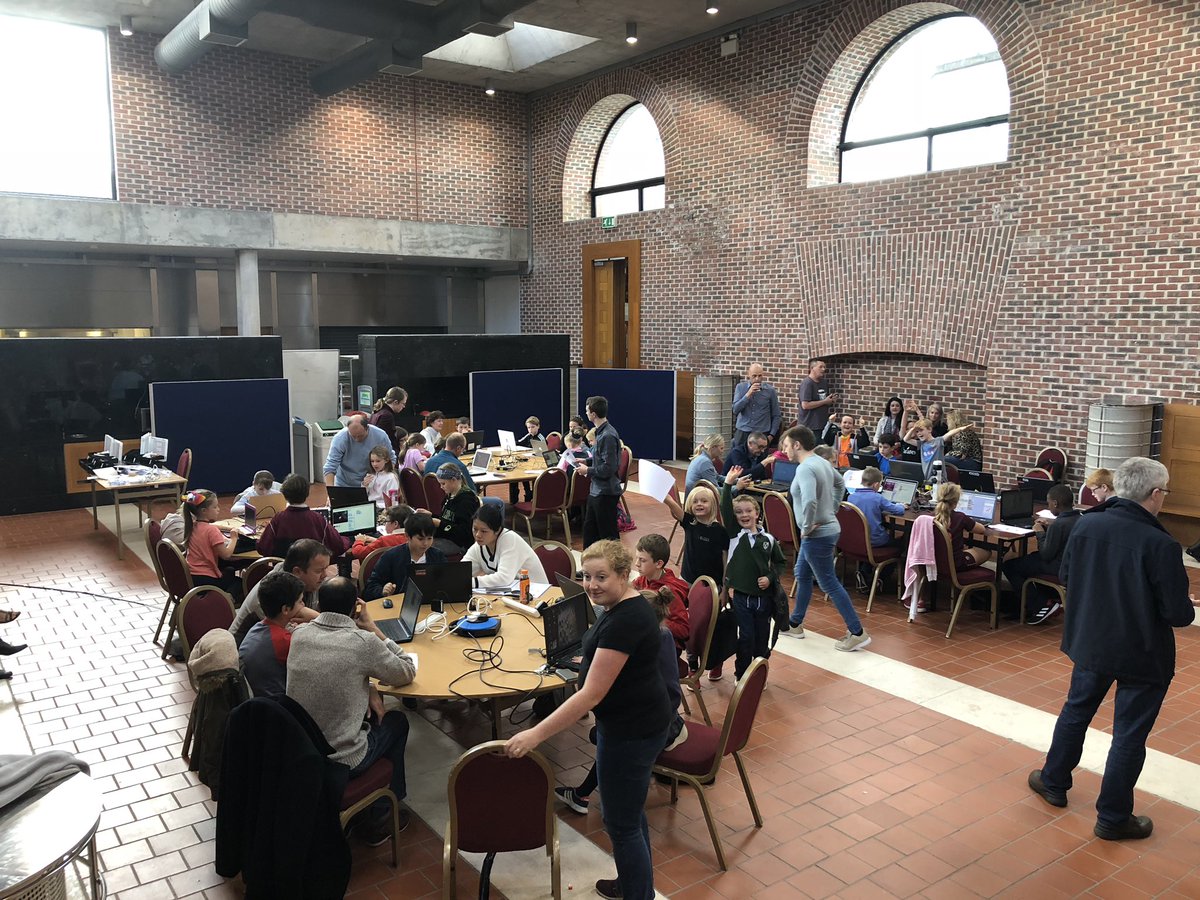 MTU_ie's tweet image. Delighted to have our young coders back to CIT for the first week of #coderdojoCIT! A few more years and hopefully we will be welcoming these top young programmers back as college students to MTU😁 #TogetherWeAre