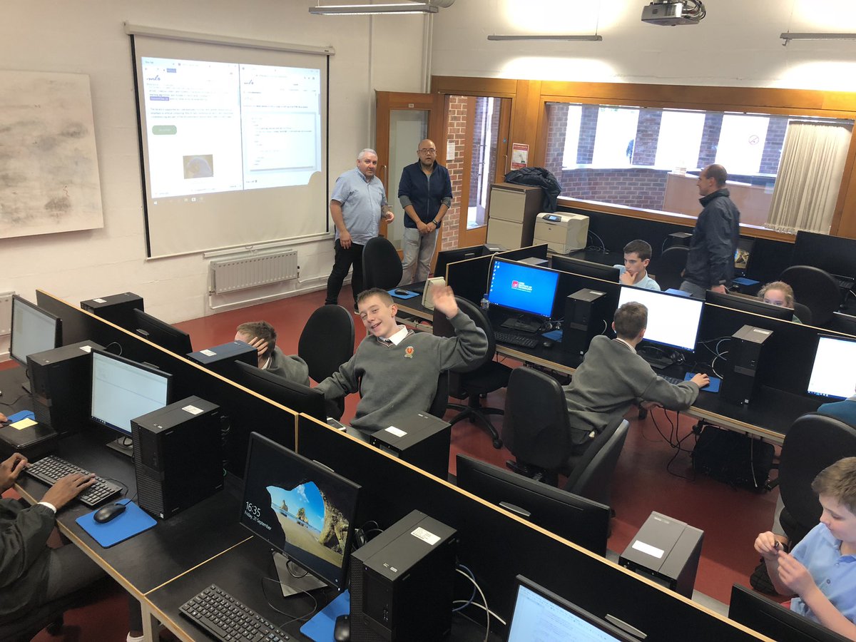 MTU_ie's tweet image. Delighted to have our young coders back to CIT for the first week of #coderdojoCIT! A few more years and hopefully we will be welcoming these top young programmers back as college students to MTU😁 #TogetherWeAre