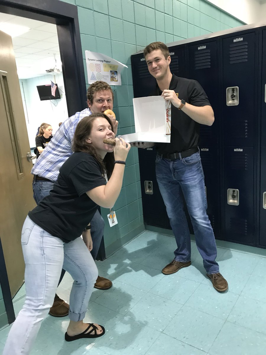 Erica Smith tweet media