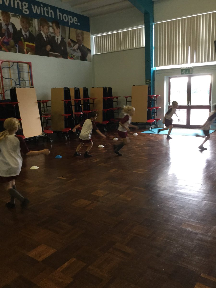 Year 4 took part in some excellent teamwork and fitness exercises this morning. #motivatedminds
