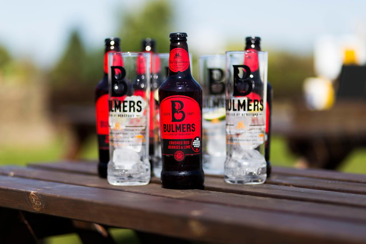 It's Friday 🙌 which means it's time for Your Round!

Get our best drinks offers, including Bulmers Red Berry &amp; Lime, from now until 7pm tonight. 

More offers at topgolf.com/yourround