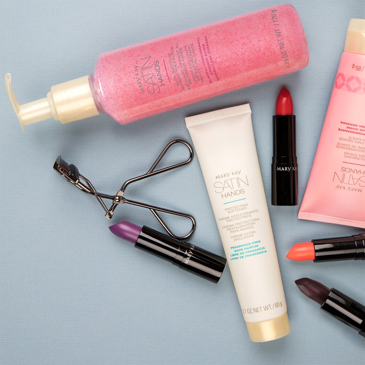 traceylmw's tweet photo. Get them while they’re hot! Ask me about our new limited-edition products before they’re gone! #MaryKay https://t.co/pFIxhcrg0k https://t.co/wHqVEzqDMU