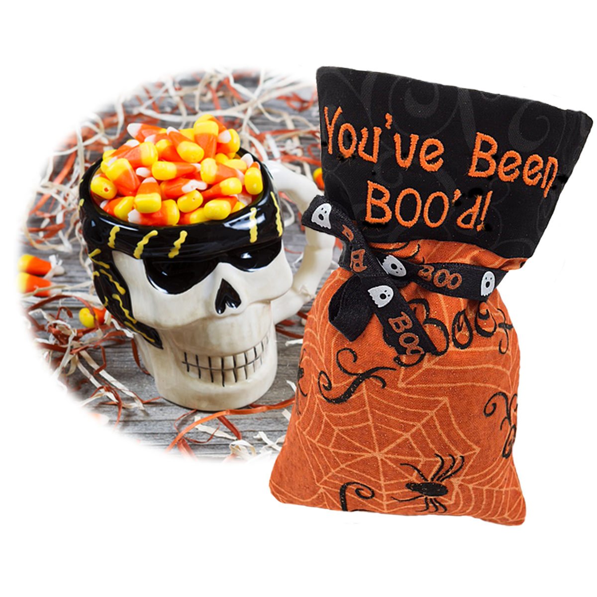 Really love this, from the Etsy shop SEWsationalStitches. etsy.me/2NXFFMZ #etsy #papergoods #halloween #treatbag #giftbag #youvebeenbood #homedecor #candybag #trickortreat #partyfavorbag