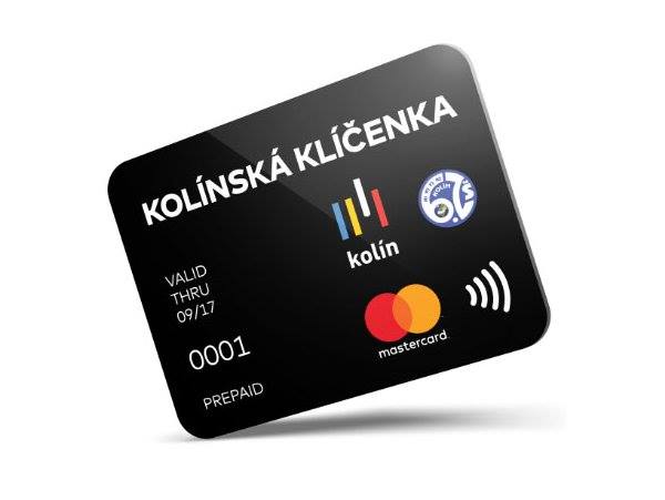 FilipaSofie's tweet photo. Kolínská klíčenka se zařadila mezi první karty, které začaly nabízet nefinanční funkce. Žáci ji používají jako průkazku do knihovny nebo jídelny. Co by taková karta musela umět, aby se i pro vás stala každodenním pomocníkem? Napište Filipovi a Sofii.
https://t.co/GxQcragLez https://t.co/km7PfNcPsY