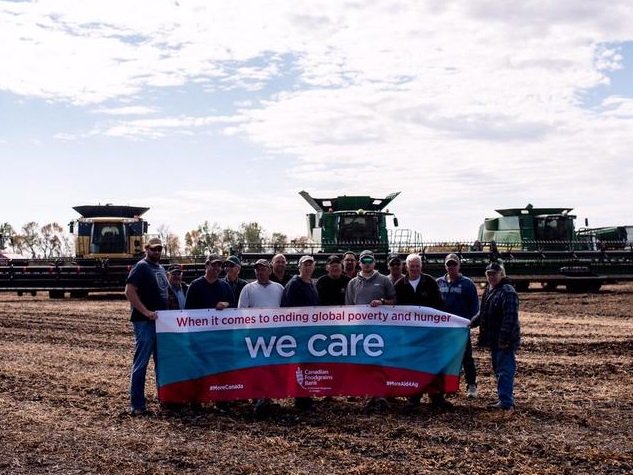 Canadian Foodgrains Bank (@foodgrains) on Twitter photo "We all feel that we're very lucky here in Canada to have the food security that we do. This was a very unique way for us to help out those in need...We love to give a hand we when can."
Thanks to all involved w/<a href="/ChipInGlenlea/">ChipInGlenlea</a> for helping #endhunger!
pembinavalleyonline.com/ag-news/harves… "We all feel that we're very lucky here in Canada to have the food security that we do. This was a very unique way for us to help out those in need...We love to give a hand we when can."
Thanks to all involved w/<a href="/ChipInGlenlea/">ChipInGlenlea</a> for helping #endhunger!
pembinavalleyonline.com/ag-news/harves…
