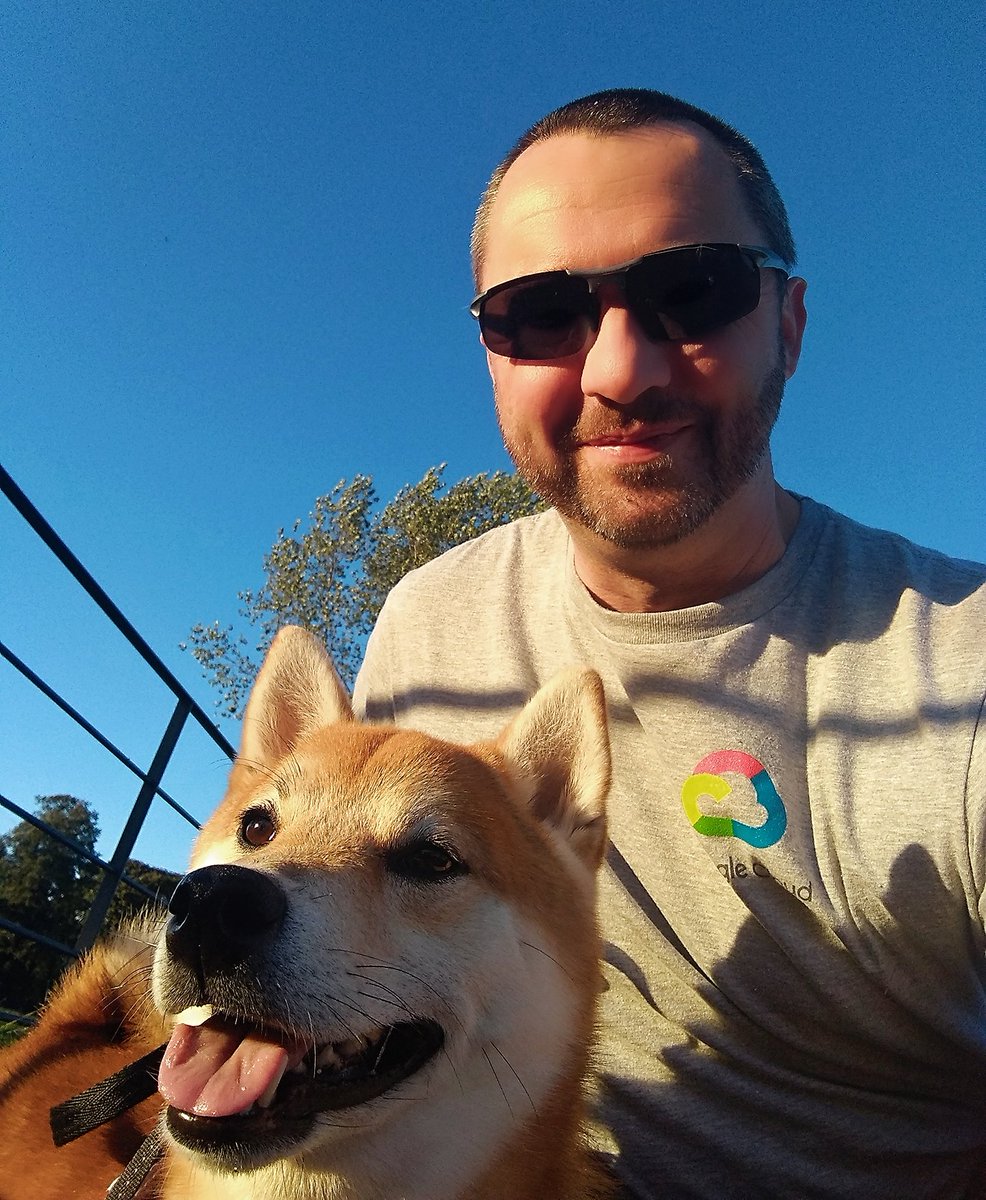 CloudBusiness9's tweet image. Bit of sunshine this evening so great for a quick walk with fellow #cloudworker &amp;amp; Deputy Exec Chairman of @C_learning_net Yogi 🙂 #GoogleDog #DogsofGoogle
