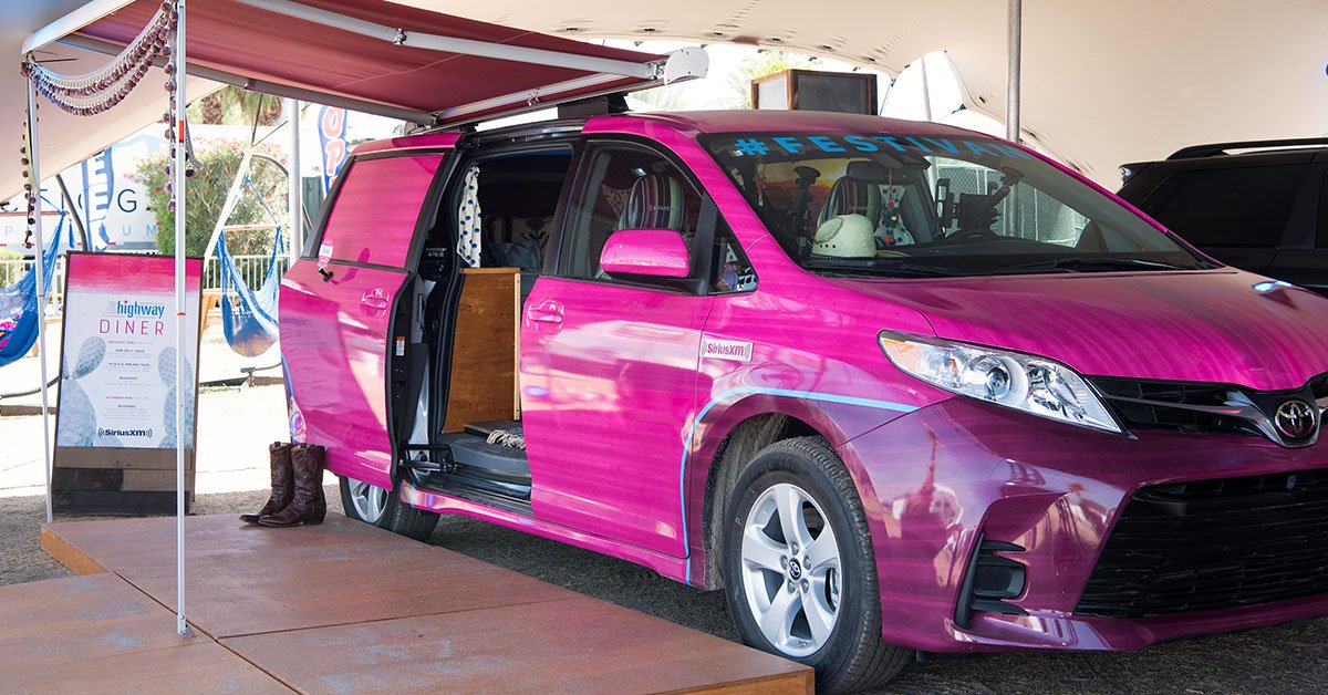 lifeisbeautiful's tweet photo. Check out the Toyota Sienna Festivan Wonderland presented by SiriusXM for the ultimate #vanlife glamping experience. We'll have refreshing drinks, crystal energy readings and a glamping lounge! Open from 2-8PM. #festivan #sienna @Toyota @SIRIUSXM https://t.co/HL09EJZKPq