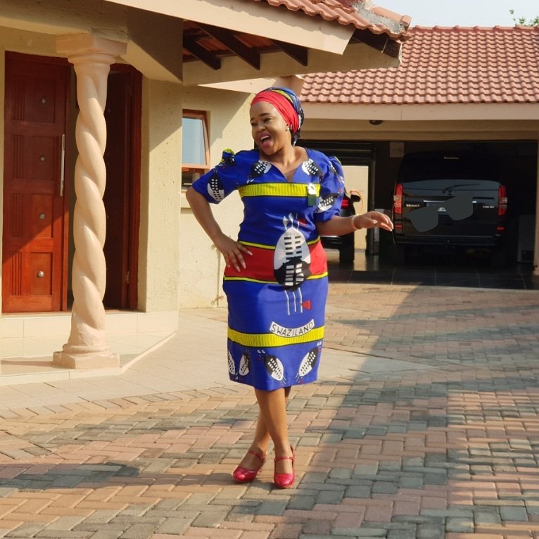 #omohaumessiah 
Psalm 69:30
Then I will praise God's name with singing, and I will honor him with thanksgiving.

194k on Instagram 
Thank you so much 😇

#evergreen 
#winniemashaba 
#daughterofzion wa le tamiša 👋