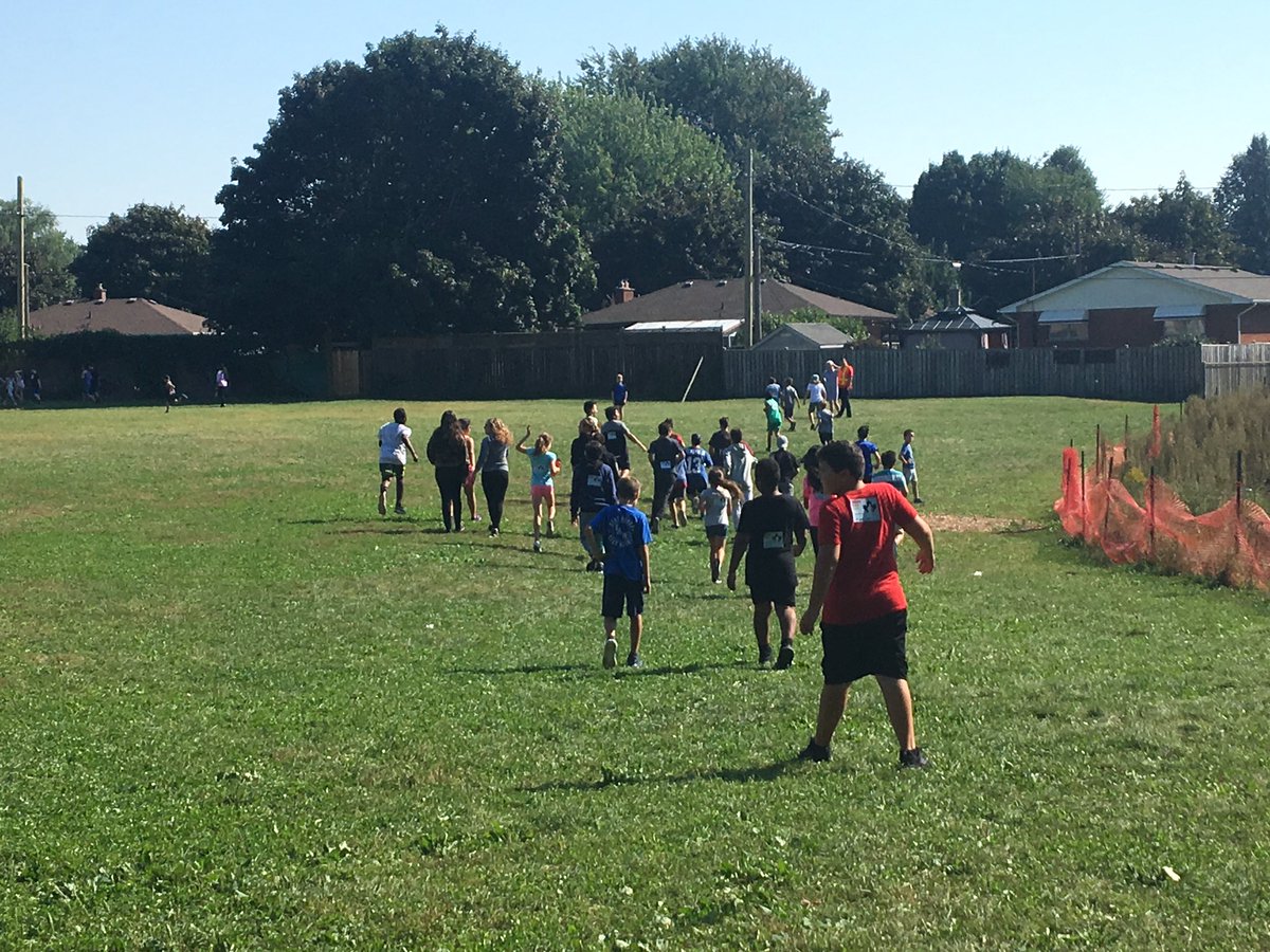 mrs_tdavies's tweet photo. Fantastic day for #TerryFoxRun @StBernadette5!  Great effort by all....who got to enjoy a cool treat afterwards! https://t.co/3cyZEe1YpW