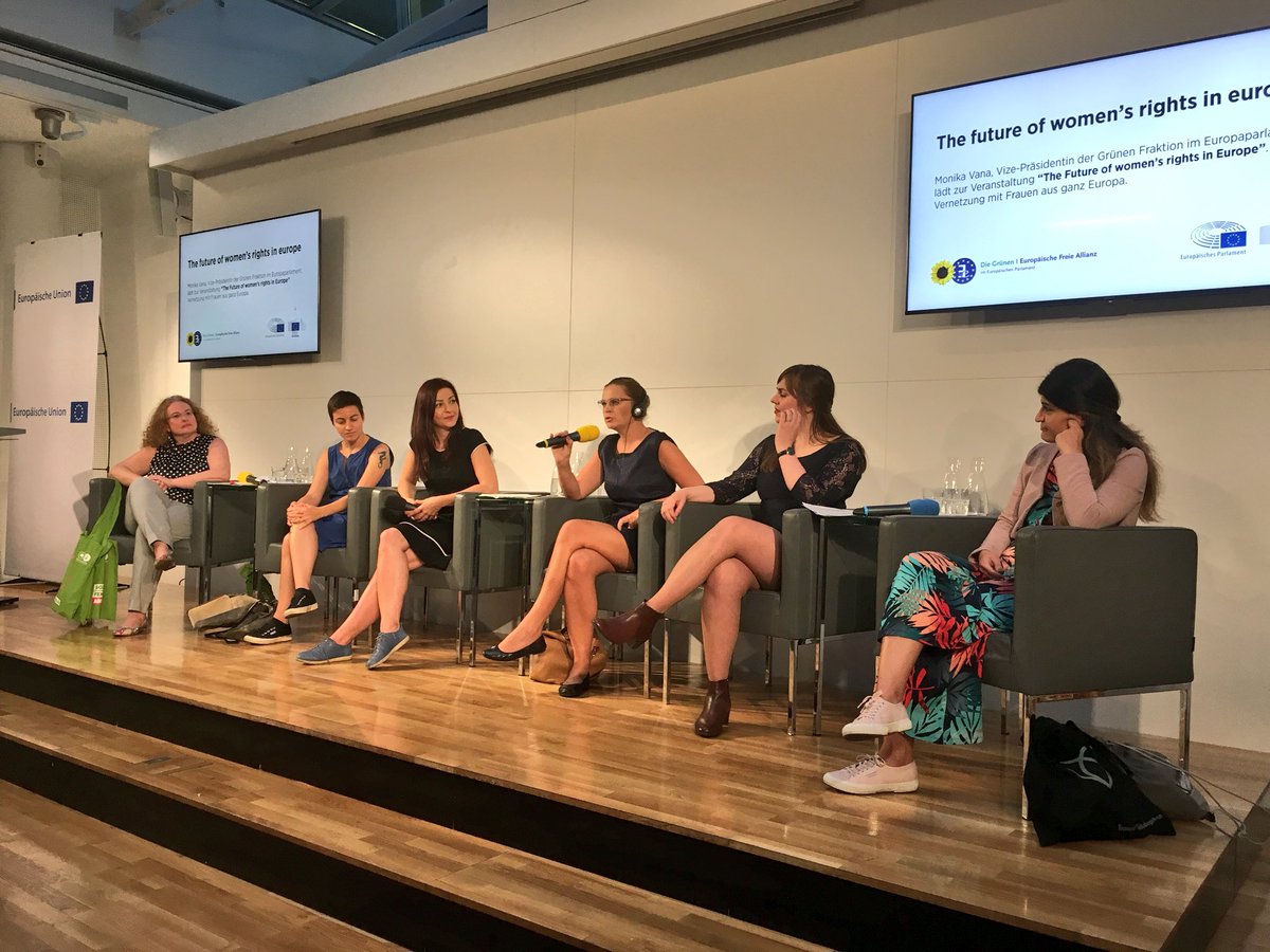 Heute im #EUHaus: „The Future of Women‘s Rights in Europe“ mit einem tollen internationalen Panel <a href="/MonikaVana/">Monika Vana</a> <a href="/SkaKeller/">Ska Keller</a> <a href="/Dziedzic_Ewa/">Ewa Ernst-Dziedzic</a> <a href="/BarbaraNowacka/">Barbara Nowacka</a> <a href="/Dorabjort/">Dóra Björt</a> @Schifteh