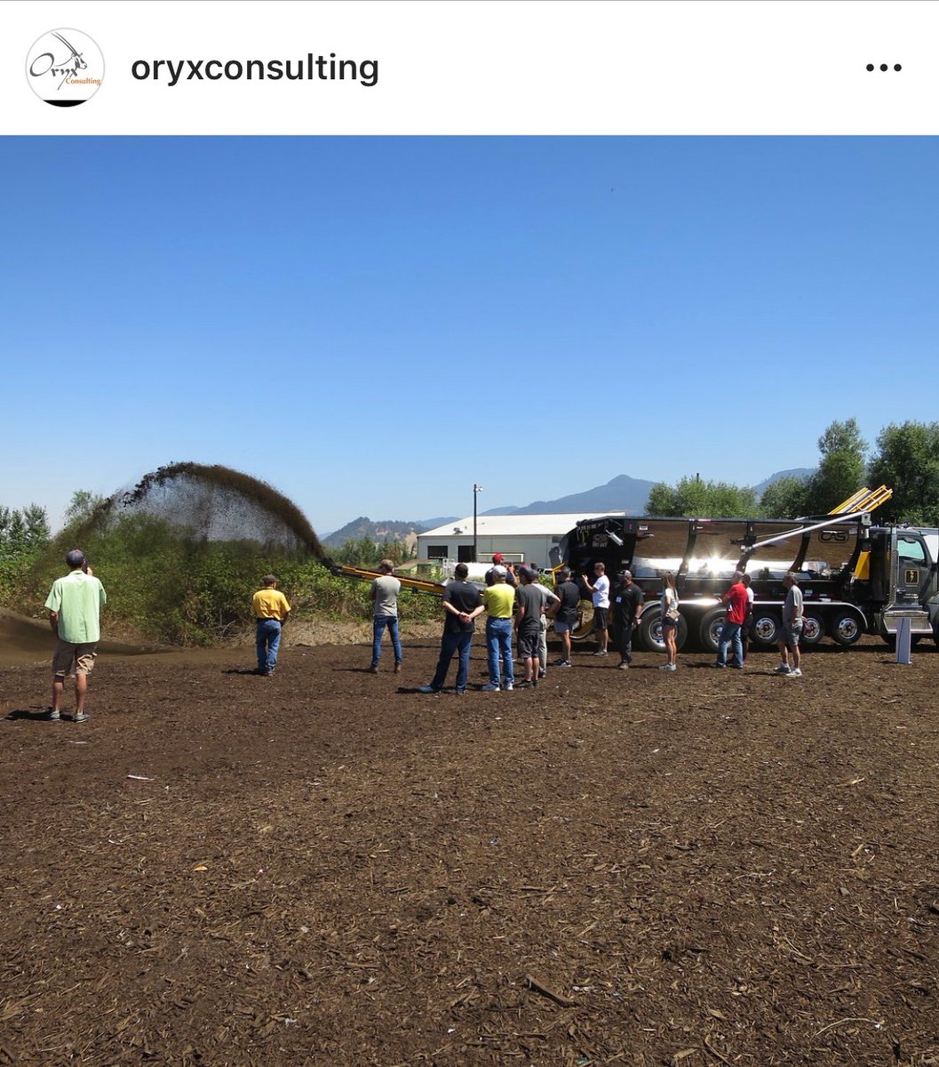 casslingers's tweet photo. Demoing our #fatboy #slingertrucks to a group of customers at this years @expressblower summit. If you like to read a great article on both our products head over to @onyxconsulting linkedin page for all the details. #rockslinger #stoneslinger #materialplacement #ebsummit2018 https://t.co/KtDF0IL6XV