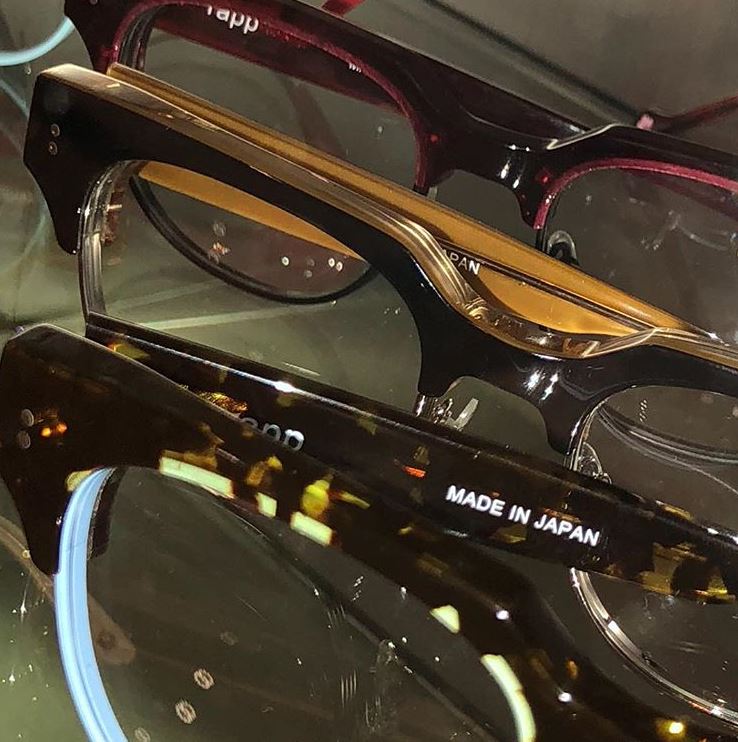 BruceEyewear's tweet photo. Canadian style meets Japanese craft - new combination frames from #RAPPOptical. Fresh for #Fall2018 🍂 https://t.co/iNn8T0DN3w