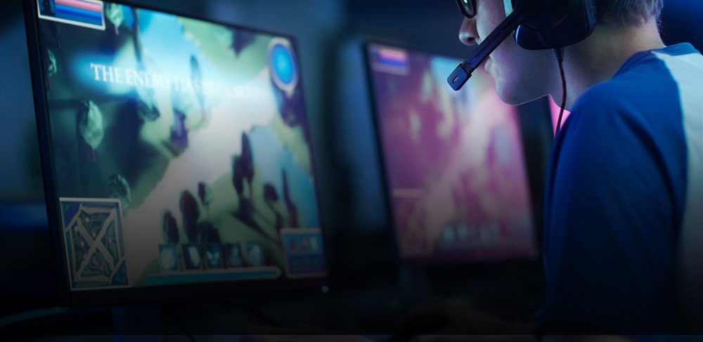 MorganStanley's tweet photo. The rise of eSports is creating a new multibillion-dollar global industry, complete with sponsorships, merchandising—and even stadiums full of obsessive fans. https://t.co/aNzxRZc7eW https://t.co/60GAP07lFK