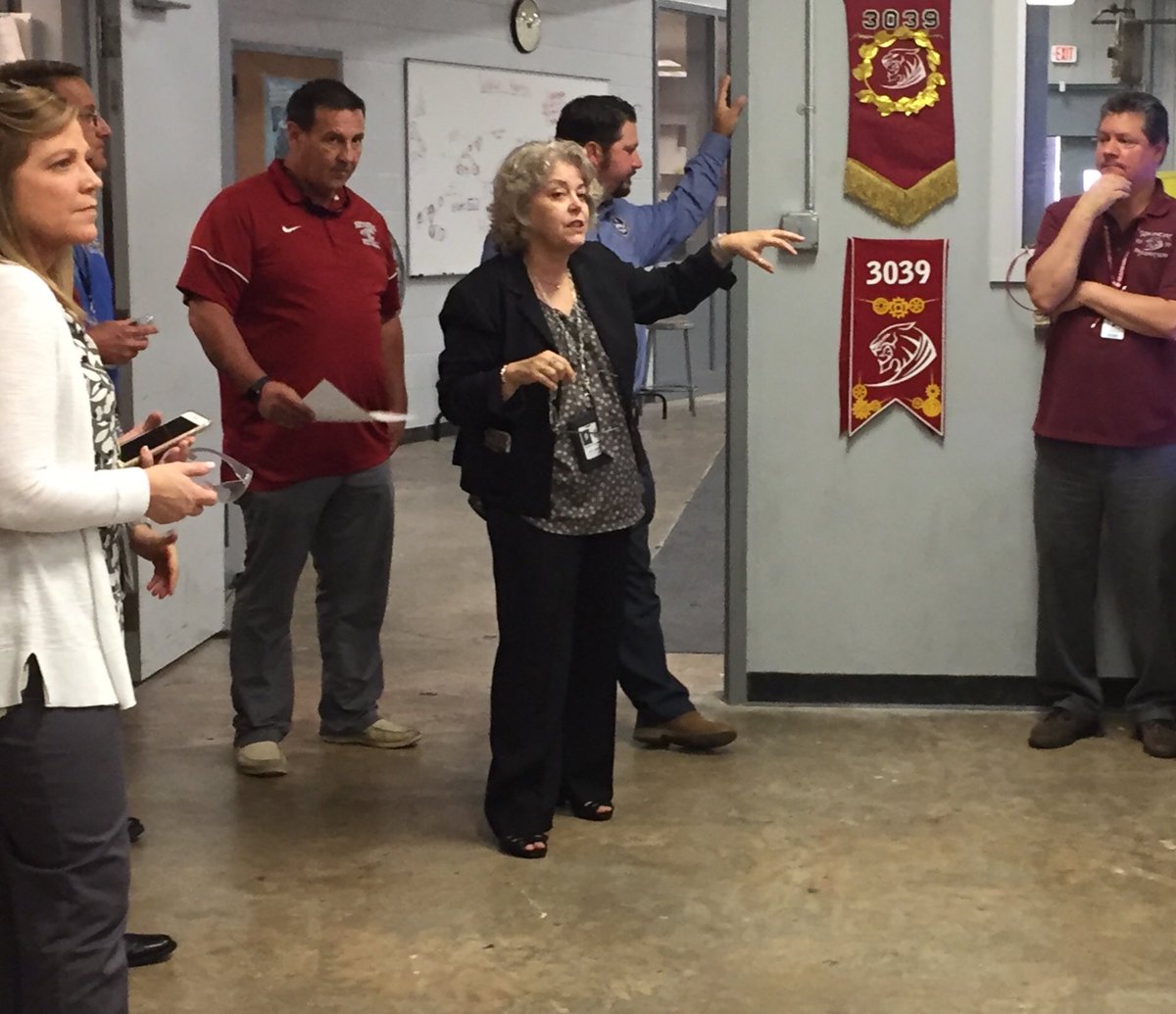 Team3039's tweet photo. Spent the morning demonstrating projects to our school board members and superintendent’s executive staff. Thank you for supporting our students and robotics programs!  #FIRSTinSTEM @DHSWildcats @FRCBayou https://t.co/mDxW3qhgpn