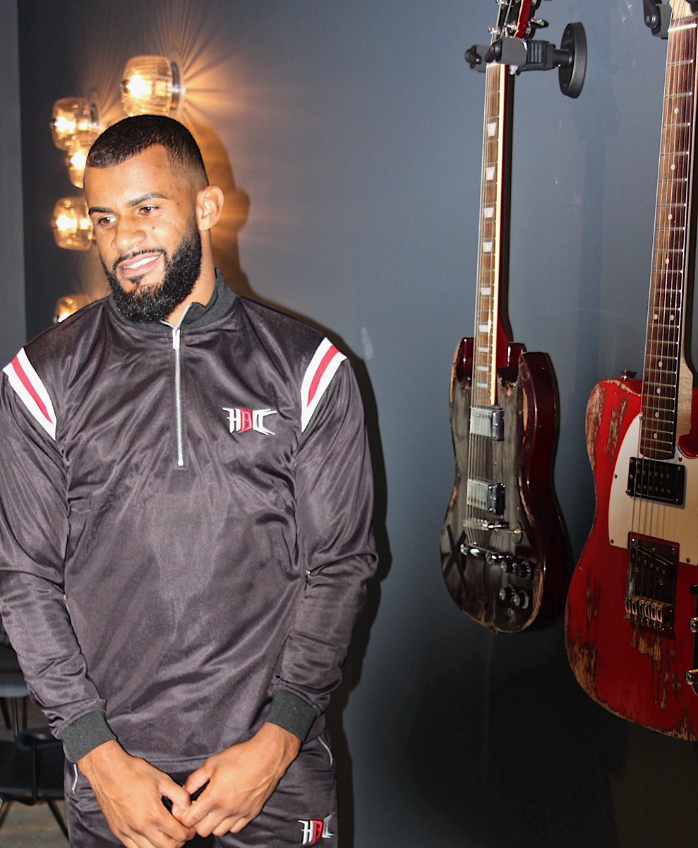 HeartbreakCC's tweet photo. HBCC BOX TRACKSUITS / Online NOW. FREE SHIPPING ANYWHERE IN THE WORLD FOR 1ST 5 ORDERS. https://t.co/6v3svXAEmL https://t.co/DO95oLYrOB