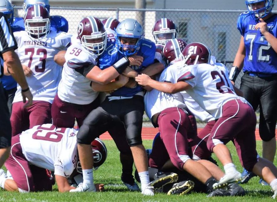 ths_warriors's tweet image. This was a good one from last weeks game vs Newfane. #gangtackle