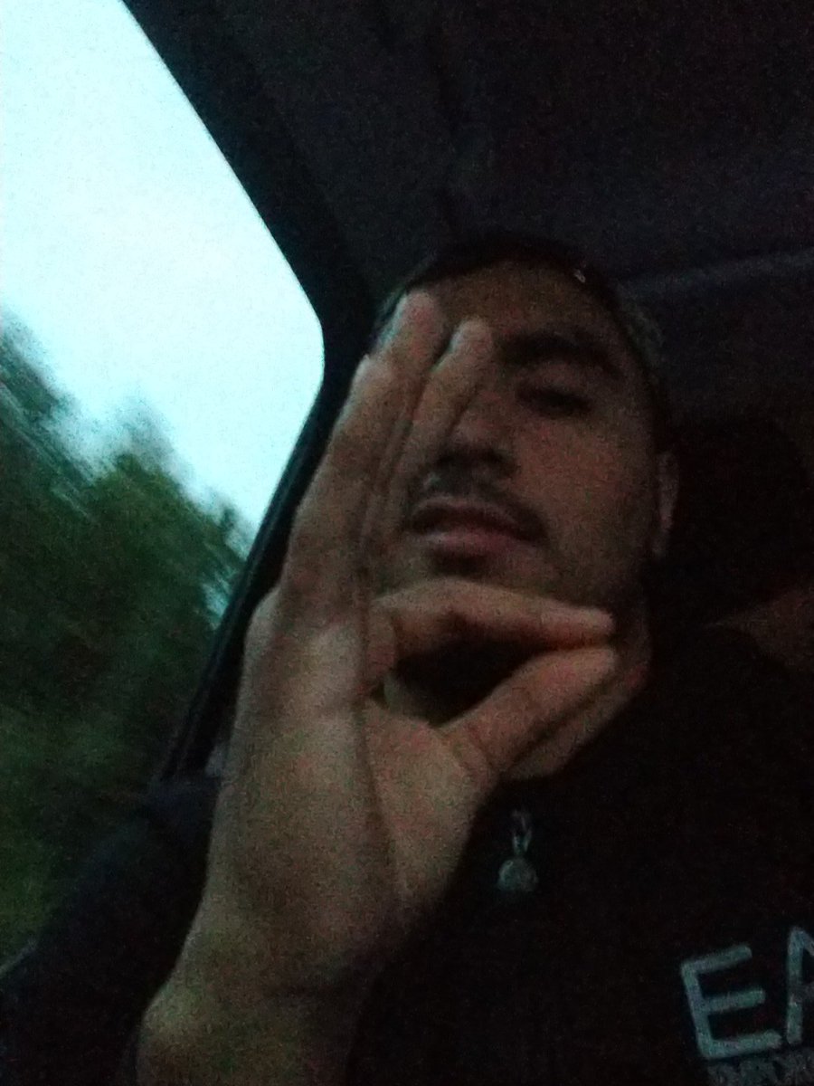 TeamPlat1na's tweet photo. @qvzelqort inget fake konto längre... https://t.co/3Bx0xpgq5f