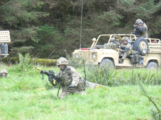 Joint training with the @CSqn_SNIY @SNIYXO @6SCOTS @2_SCOTS in #Galloway forest #ThisIsBelonging #CitizenSoldiers