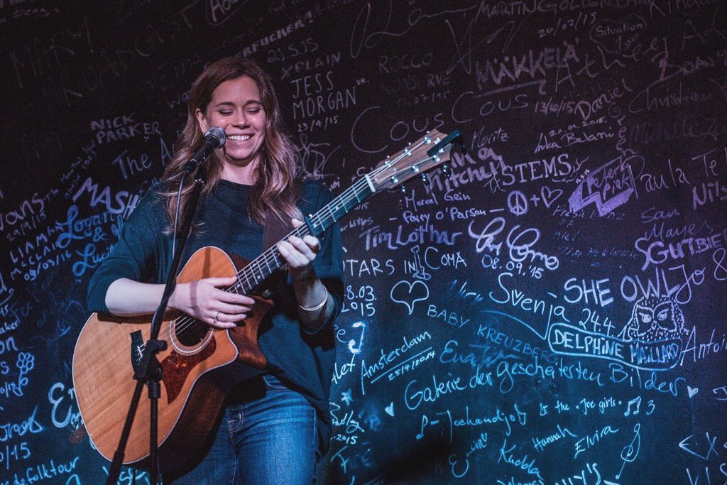 michellelewis's tweet photo. Great time at @PRINZWILLYKIEL last night! #Tonight I’m at #Tonfink in #Lübeck, see you at 8pm 🎸 #Germany #GermanyTour #AllThatsLeftTour #PrinzWilly #Deutschland #cafe #TonfinkLübeck #SingerSongwriter #folk #folkpop #TaylorGuitars #MichelleLewis #MichelleLewisMusic https://t.co/QzPCfbmjyl