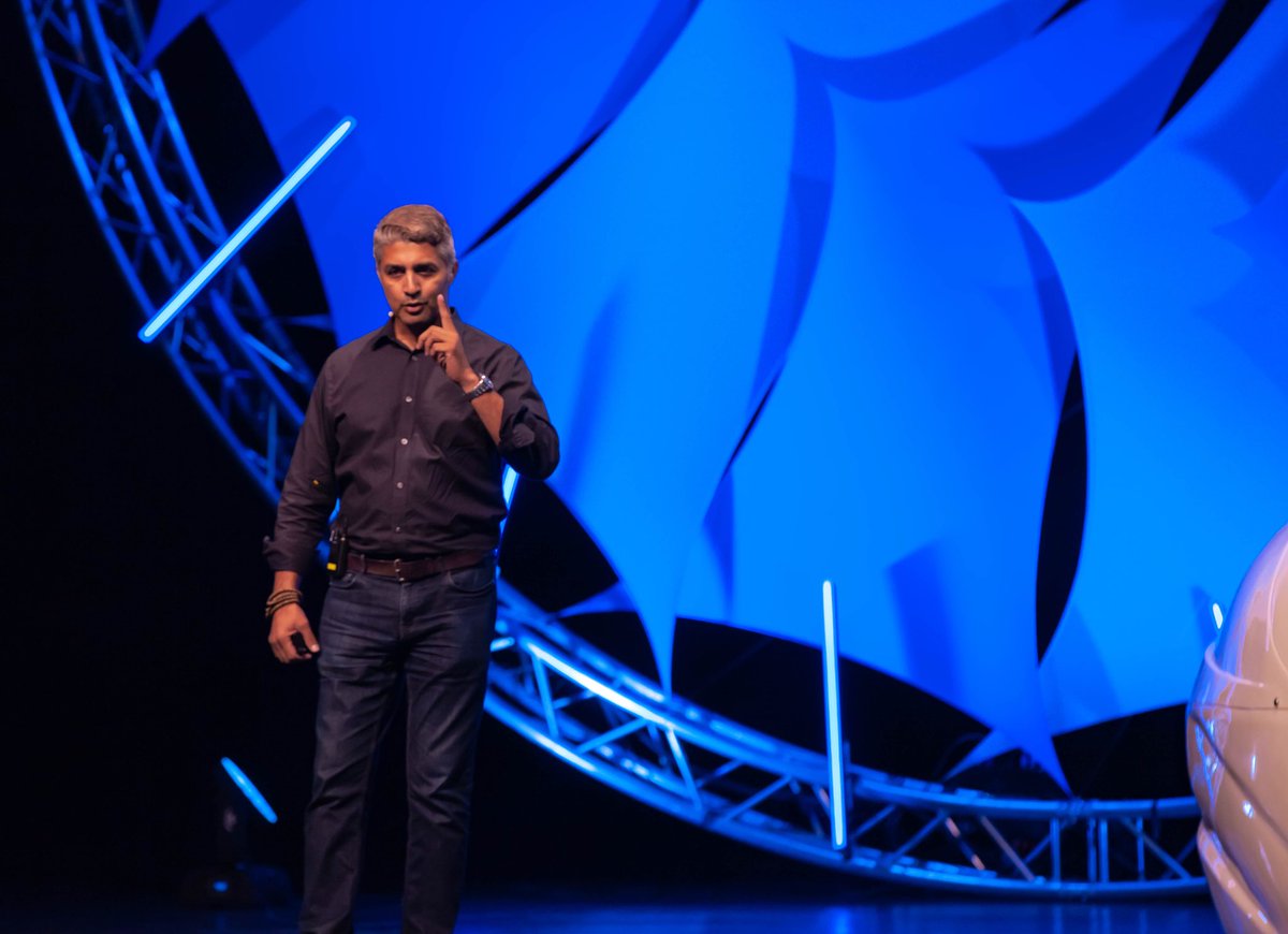 Yoga/Pratyahara, Float (sensory deprivation) and wellbeing. Had a great time sharing perspectives and interacting with float conference community #portland #oregon🙏🏽 #ricardogildacosta thanks again for the invite 💕🧘🏽‍♂️🥋🙏🏽 <a href="/FloatConference/">Float Conference</a> <a href="/Neuroverse/">Neuroverse</a>