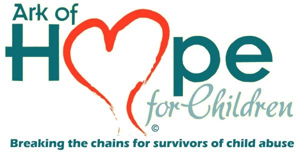 AbusedKids's tweet photo. #FF these wonderful #ArkAngels 💛 @RoseMCosta72 @Speedcomesfirst @myopiabillson @BeatingTrauma @love2swim1951 @ZanderFromNola @AlexMoranC 
Their support means the world to @AbusedKids! #ArkofHope is #RemovingChains &amp; #RestoringHope https://t.co/k0wV88iYot