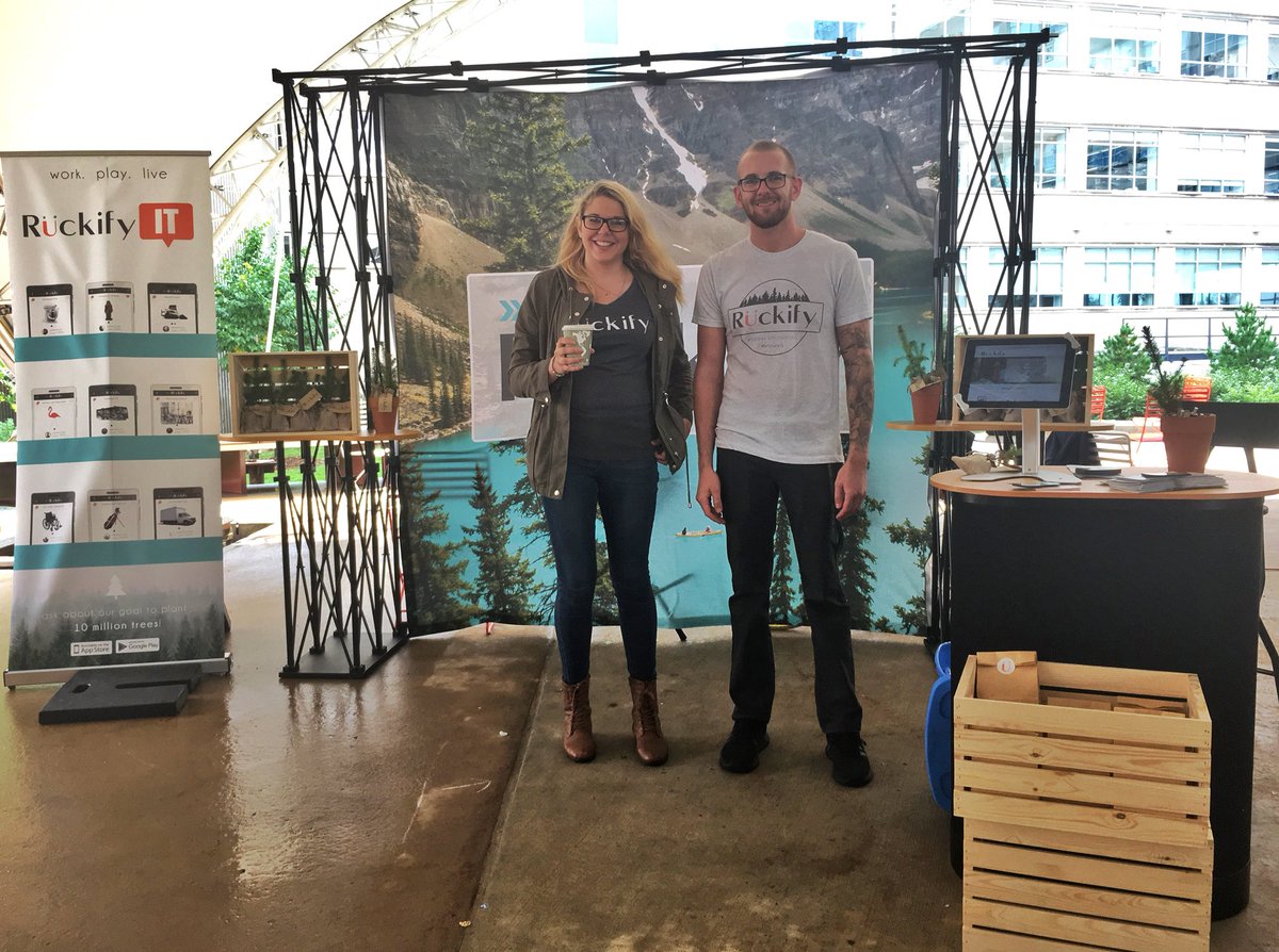 Ruckify's tweet photo. Having a great time @MarketUOttawa! Come visit us  on @uOttawa’s campus under the big white tent! #ottawa #ottcity #uottawa #letsruckify https://t.co/ViLJRAxoDm