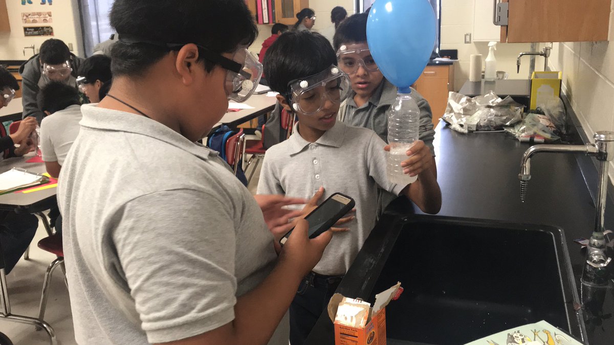 ALoDJSMS's tweet image. Amazing instruction happening at DJSMS. @LaJoyaISDEdTech @lajoyaisd