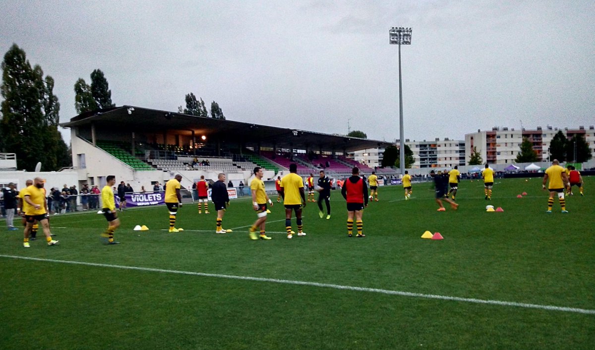us_carcassonne's tweet photo. #BEBUSC | Les joueurs sont à l'échauffement ! Coup d'envoi dans 15 minutes 💪

#TeamUSC https://t.co/xao3phLc3Q