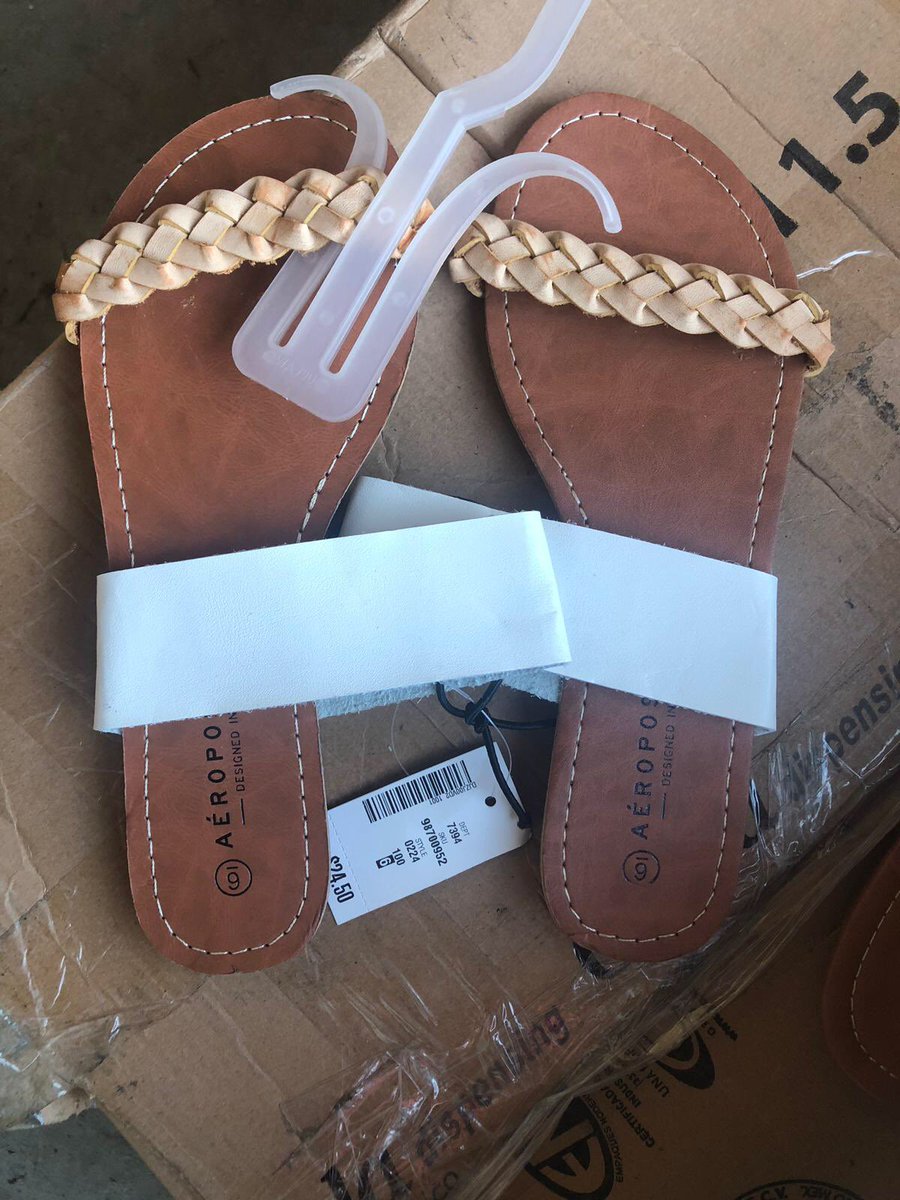 JoeUnchained's tweet photo. I get 1500pcs of this ladies slippers looking for buyers a pair is Ghc30 only https://t.co/uBqhh8FumG