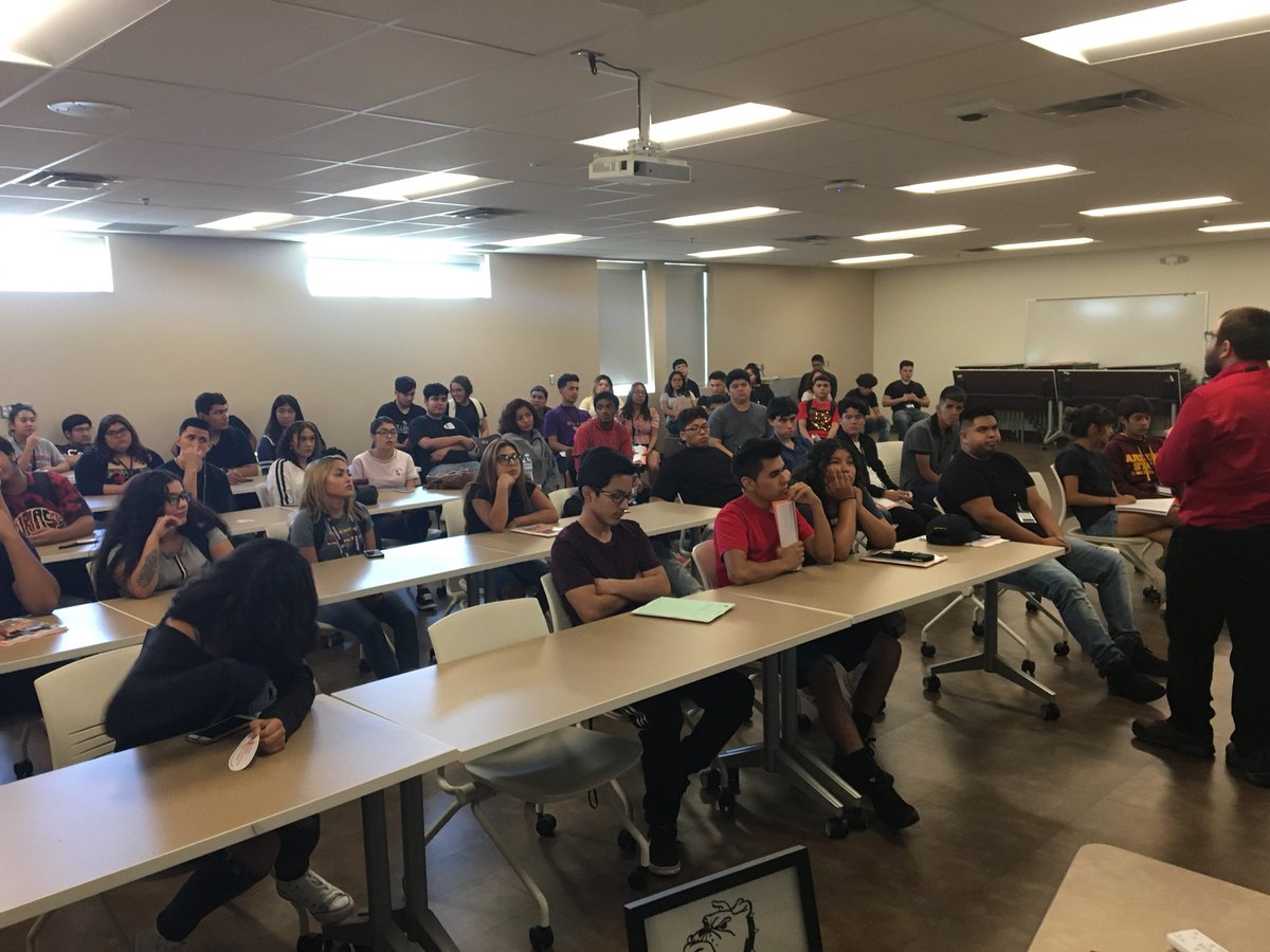 AbrilAcademy's tweet photo. 2nd R.I.S.E. Academy New student orientation was a huge success with 80 new student in attendance after school #respect #initiative #success #excellence #digitalcitizenship #studenthandbook #PBIS @carlpearson7tw @LouieK8437 @PhoenixUnionHS @MrKemp2011 https://t.co/ji60hgCSGZ