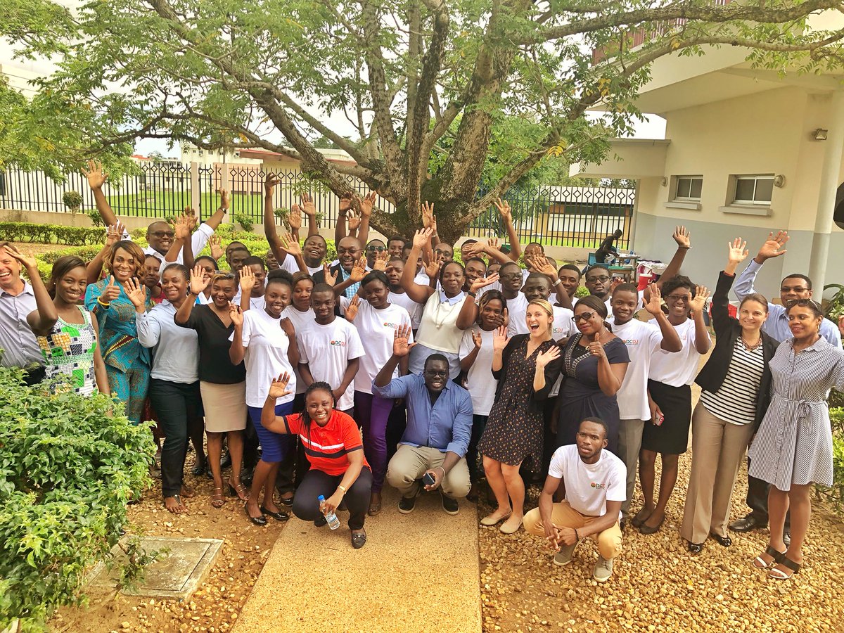 vrmaac's tweet image. Today we met the @DCDJCI and @sejenci fellows who are still smilng &amp;amp; energized to change the world after intensive trainings on data visualizations #datascience4localimpact #DCLI @PEPFAR @MCC_Data @DGateway