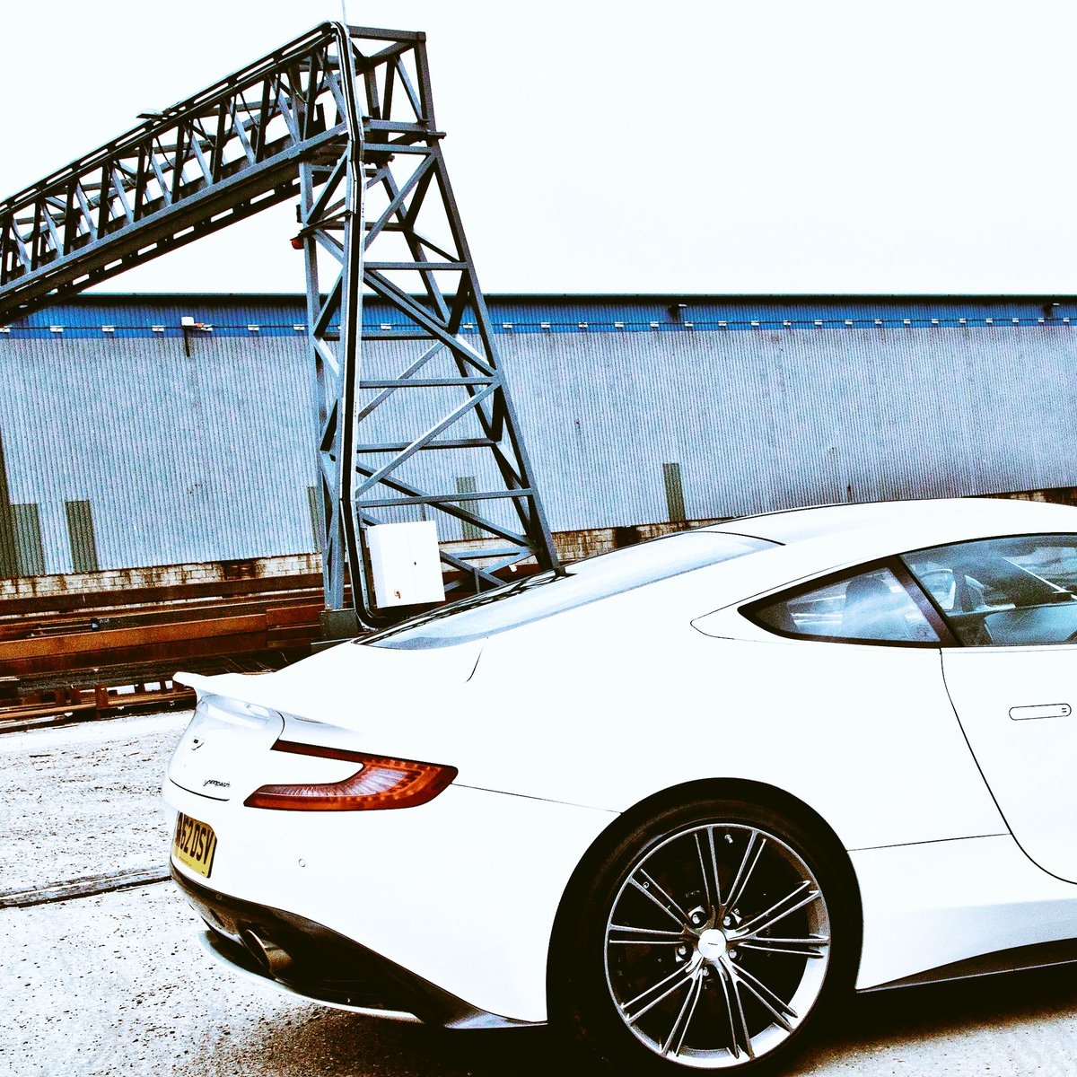 readyluxtrav's tweet image. The pinnacle of the @astonmartin range, the Vanquish is everything expressed in one exceptional car (1/3)

#astonmartin #vanquish #V12 #carbonfibre #jamesbond #handmade #england #luxury #supercar #motors #followus #readyluxtrav #lifestyle #carporn #London #astonmartinlive