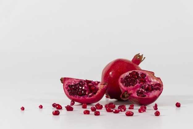 Inlivo's tweet photo. Many studies confirm the #positive #effects of consuming #pomegranates. These #fruits can #protect you from #inflammation, #atherosclerosis, #prostate #cancer and #hypertension. Be #healthy, be #happy!

https://t.co/9B1XjNbIi8

https://t.co/0EtS5njX8X https://t.co/y2NaSGmSw4