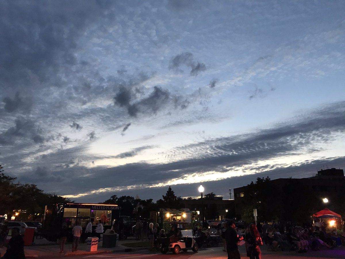 FireFishArts tweet media