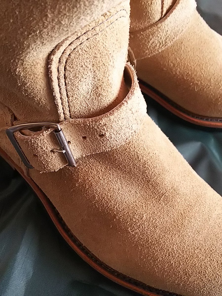 merry_lou's tweet photo. レッドウィングほぼ新品。約２０年前に購入。
#レッドウィング #REDWING8268 #REDWING9269 https://t.co/wvQfjdBBiO
