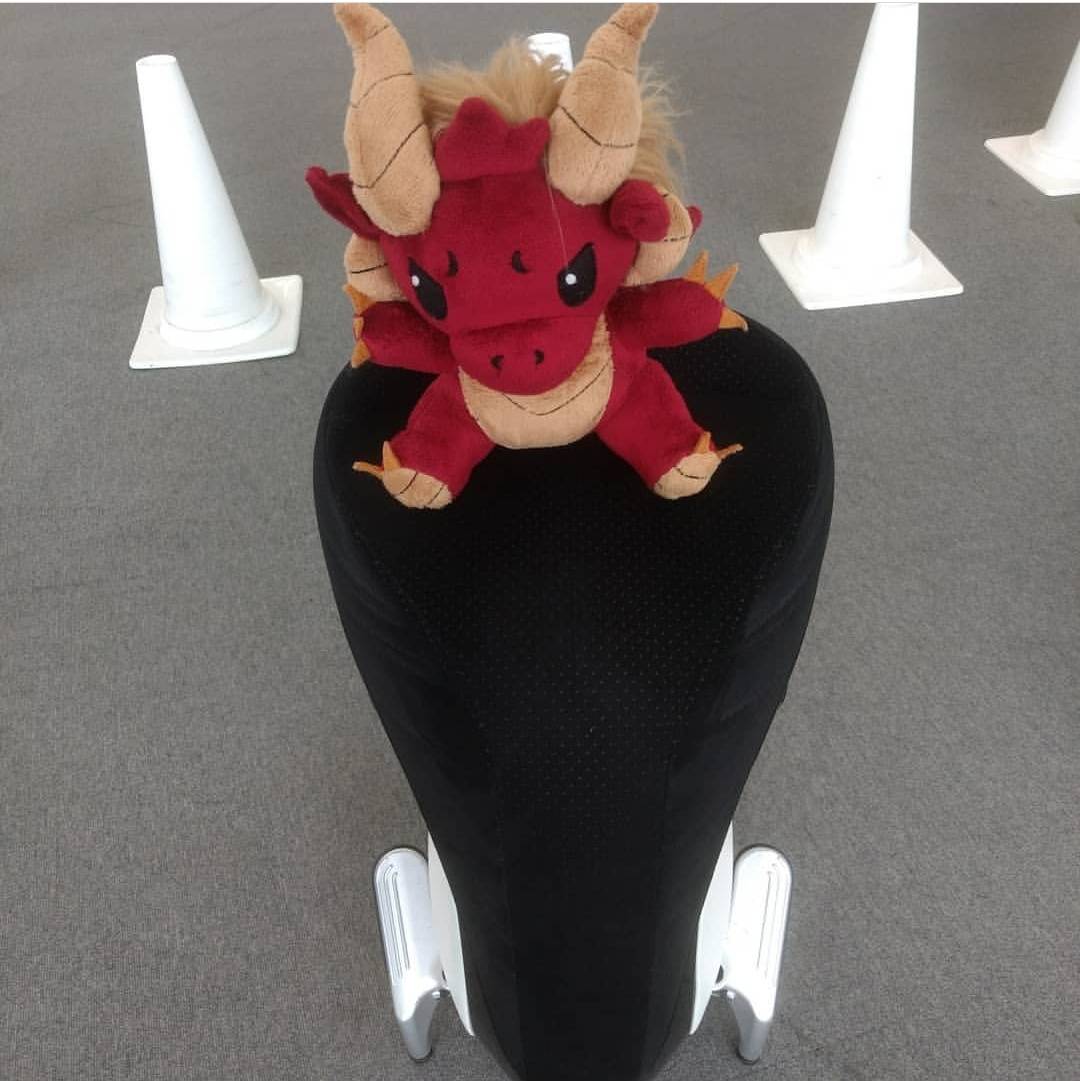 animethon's tweet photo. HALP! I can't reach the pedals 😭
(*snicker* shorty)
#ryuinjapanAT #odaiba #mirakan #unicub https://t.co/7xV4FtFyhJ