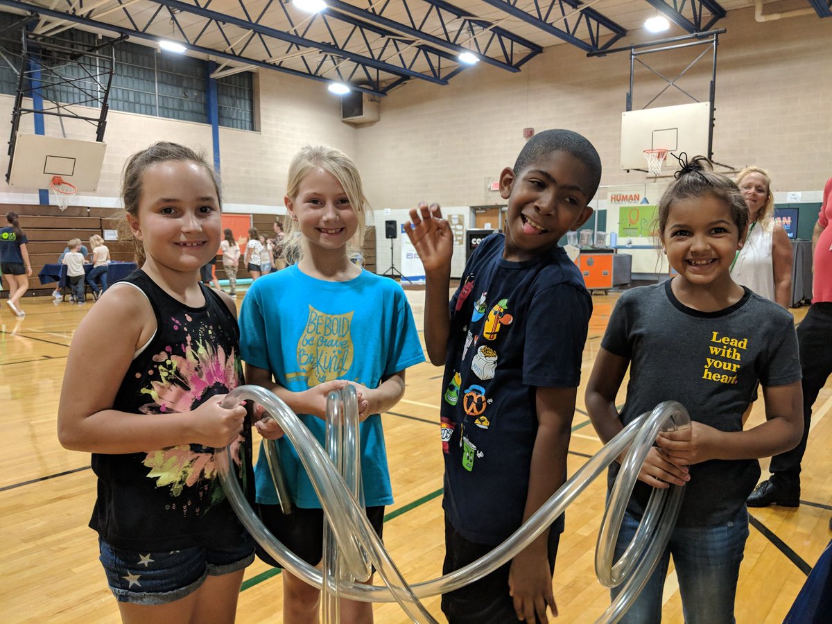 eastv_rams's tweet photo. We had a great time with COSI on Wheels today. Incredible Human Machine! #RamReady #cosiscience https://t.co/nbysrxmO40