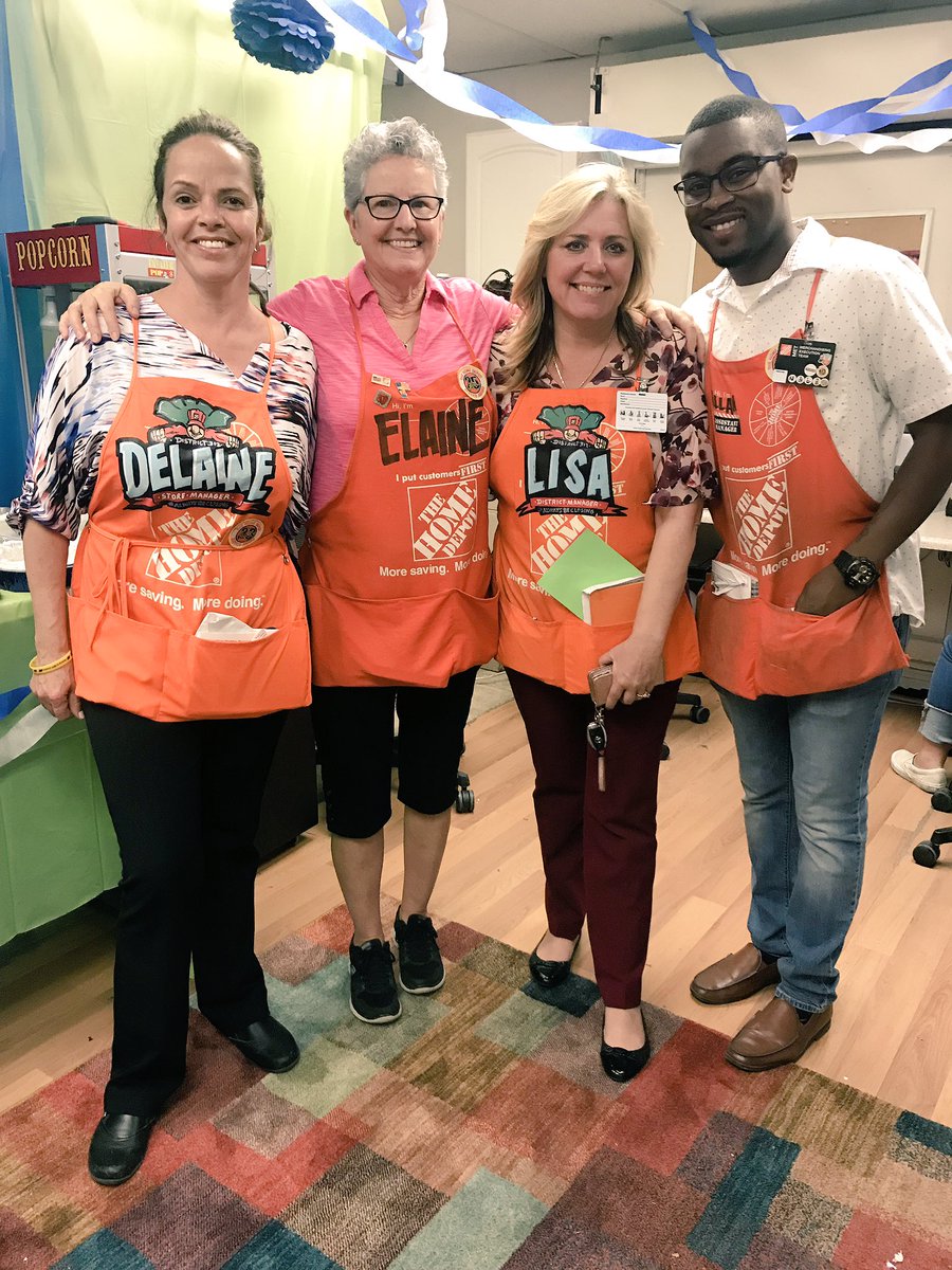 Catngu88's tweet photo. WOW! After 2️⃣6️⃣ years with THD Elaine retires 🎉🧡 #bestCOS #congrats #orangeblood #goals https://t.co/rlxTjxILQs