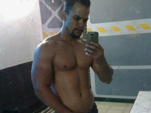 #HotMen - Dhante Hard- Watch him on #gaycam https://t.co/zDbZsDyOz5 https://t.co/NAlYKYDMOg