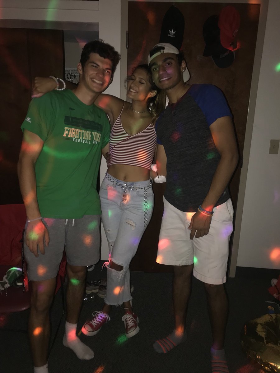 ileshsingh4's tweet photo. happy birthday @samiajuras 🎉🎉 so many great times!! live it up 😄 https://t.co/DmpLsT0HoY
