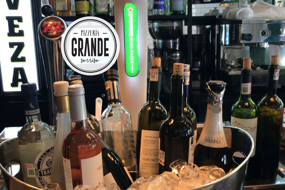 #YaEsViernes de #PizzeriaGrande 🍕🍻✨