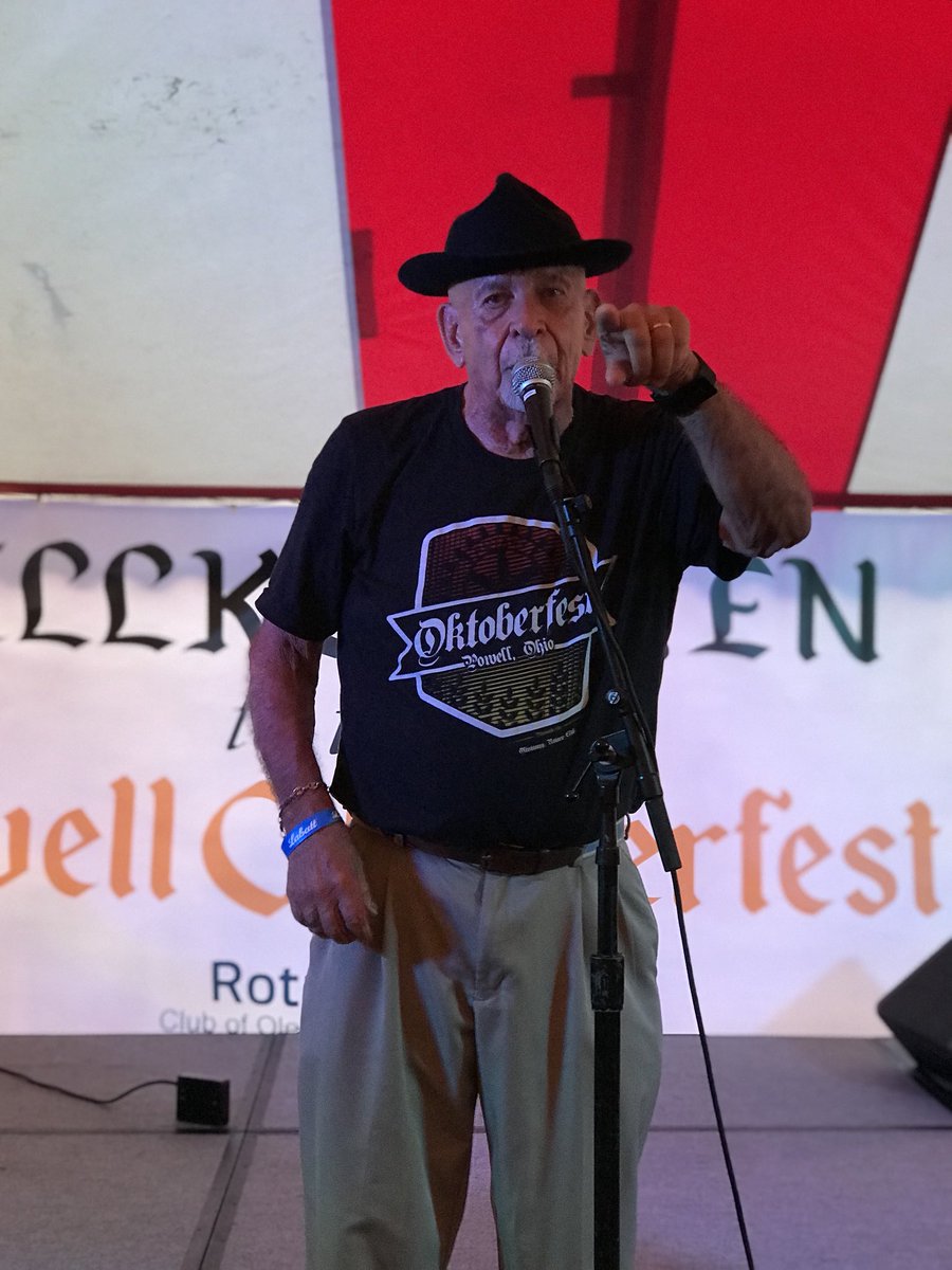 OlentangyRotary's tweet photo. It’s official! #Powell #Oktoberfest is here!! https://t.co/tv7T24C2yf