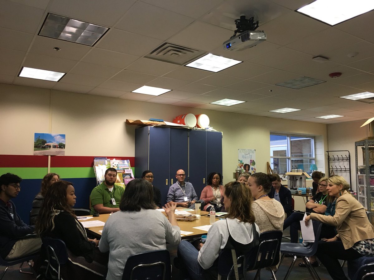 MNCommSchools tweet picture