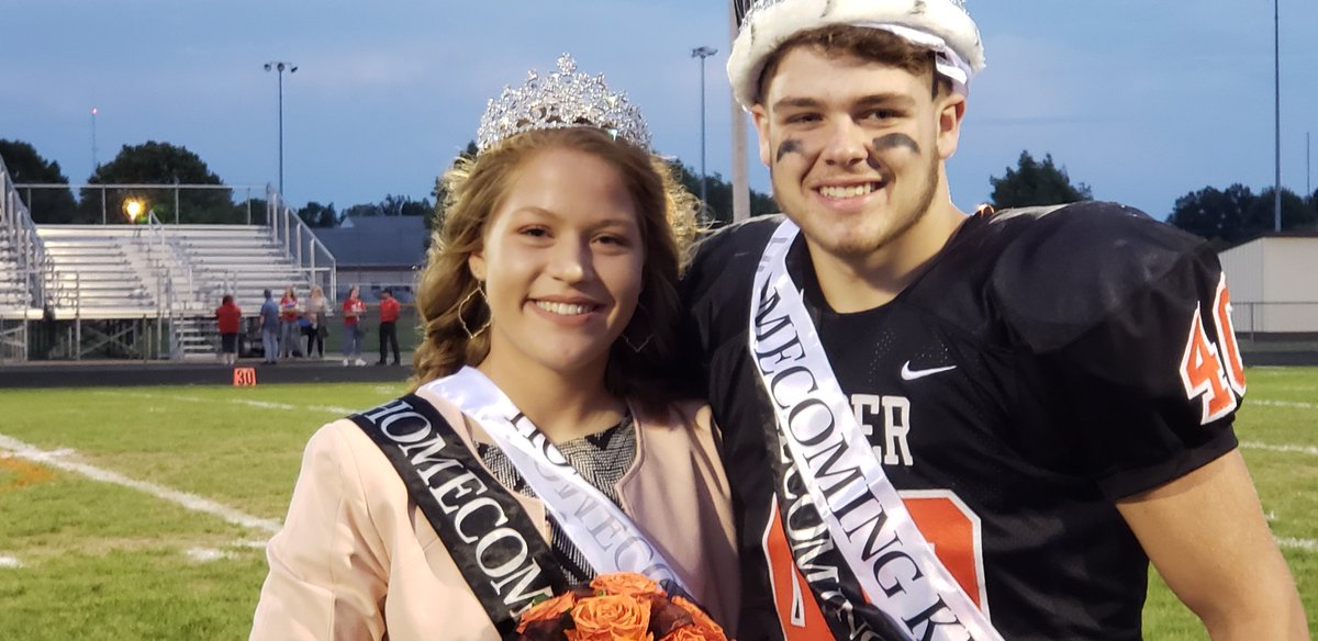EricLessig's tweet photo. Congratulations to Upper Sandusky's 2018 Homecoming royalty...

Queen Alivia Oney and King Peyton Hawk https://t.co/fI32GTjKnS
