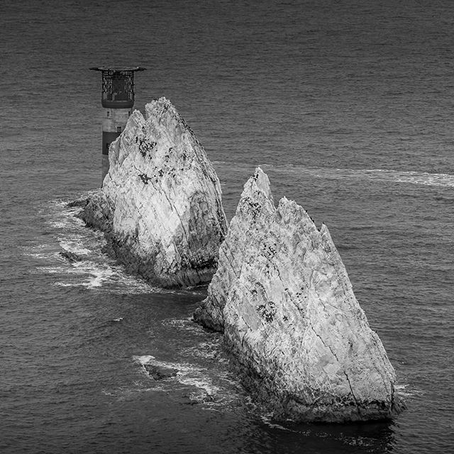 akirkphoto's tweet photo. The Needles Lighthouse, Isle of Wight.
 #bnw #monochrome  #instablackandwhite #monoart #insta_bw #bnw_society #bw_lover #bw_photooftheday #bw #bw_society #igersbnw #bwstyleoftheday #worldcolours_bw #monotone #monochromatic #noiretblanc #world_bnw #top_bn… https://t.co/67EceIhr7d https://t.co/MkTvKMy1ca
