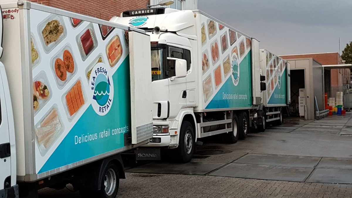 Alle 4 de wagens opnieuw beplakt dankzij <a href="/kiekreclame/">KIEK reclame</a>. Binnenkort meer foto’s!
