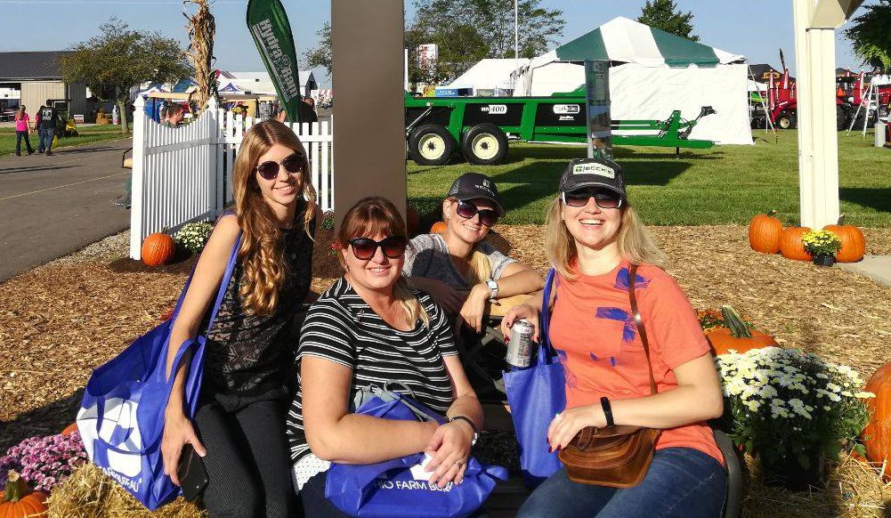CFAES_Global's tweet photo. As summer officially comes to a close, @USDAForeignAg Faculty Exchange Program Fellows from Ukraine have fully begun to immerse themselves in #FallLife at @CFAES_OSU. #agriculture #harvest #FSR18 #autumnsemester https://t.co/tDayGqwHh2