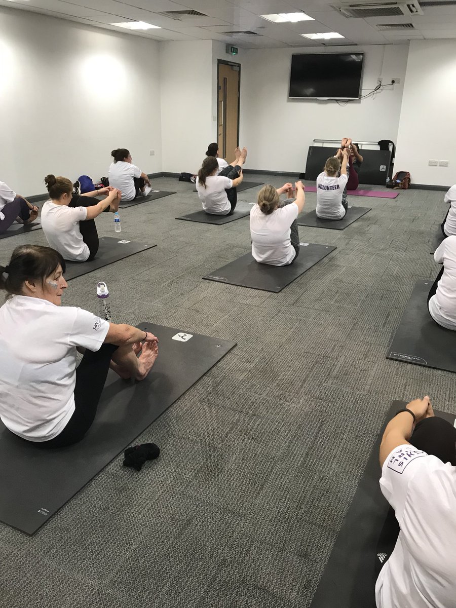 SBitC_CCFC's tweet photo. GIRLS NIGHT OUT | Some snaps of the taster sessions in action at our Girls Night Out! We have Circuits, Clubbercise, Vibe Cycle, Yoga &amp; Soccercise! Last session shortly before our mass Clubbercise to end the event! 

#ThisGirlCan 
#InItTogether 
#MakingADifference https://t.co/DHDQZYcUR4